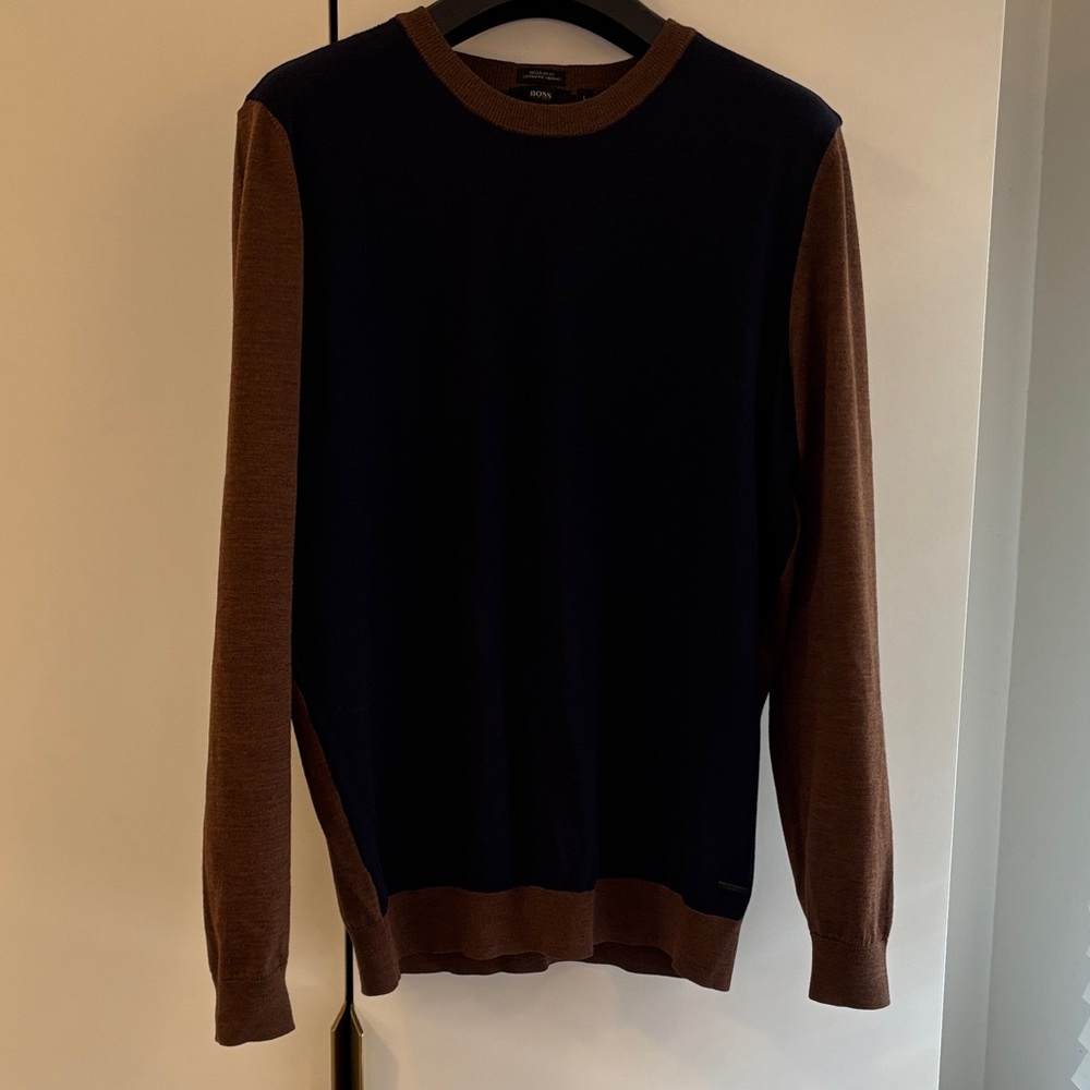Hugo Boss Men's Crewneck Sweater in Navy and Brown